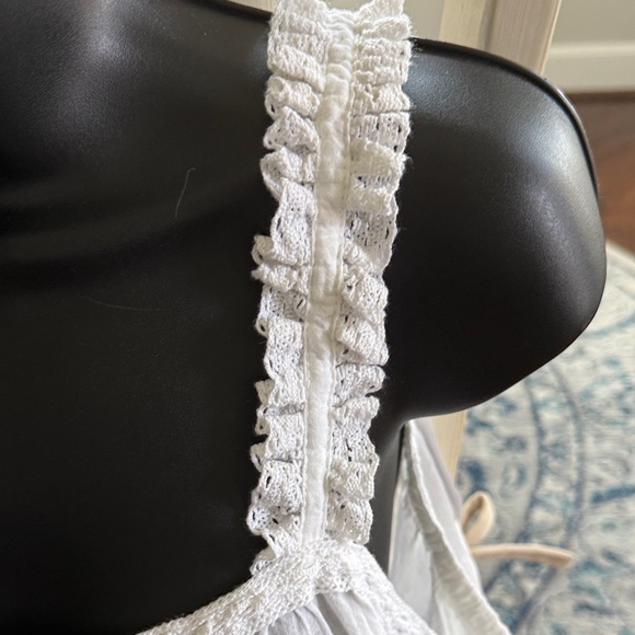 H&M White Ruffled Strap Crop Top - Picture 4 of 5